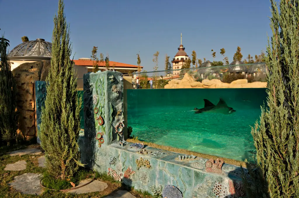 Mardan SwimReef Wildlife Zoo