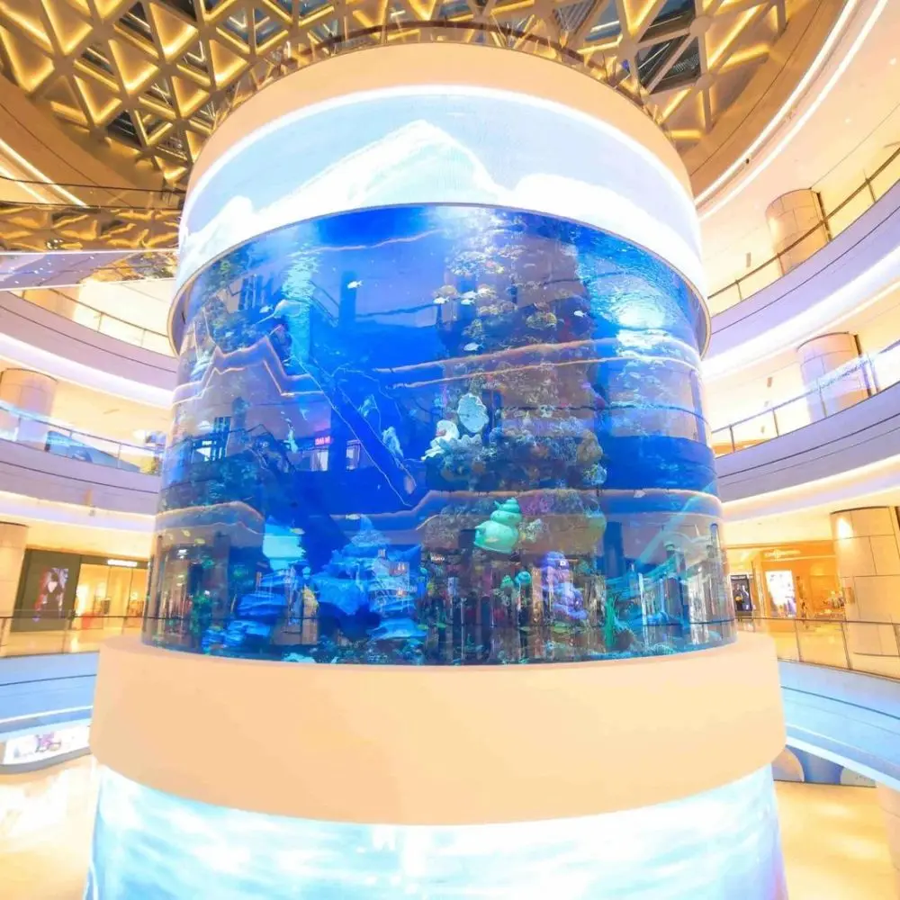 Oceania Mall Cylinder