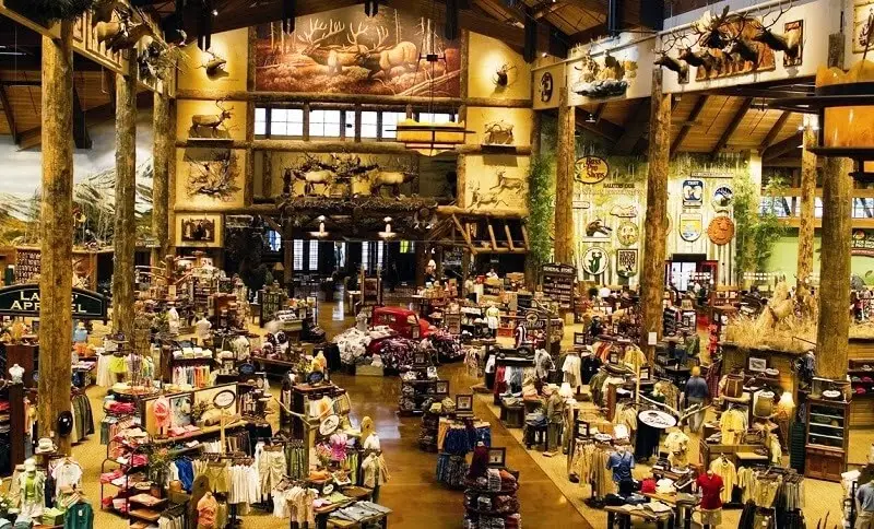 Bass-Pro-Shops 01